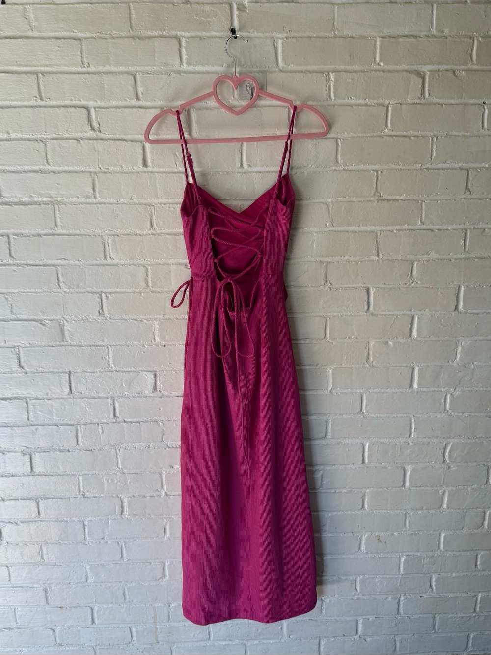 ASTR Dress - Picture 3 of 3
